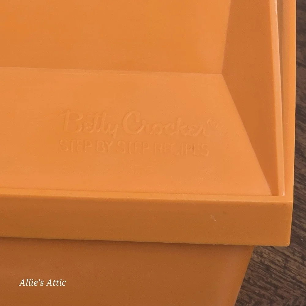 Vintage‎ Recipe Box 70s Betty Crocker Orange Storage Kitchen Decor Large 9x8x6